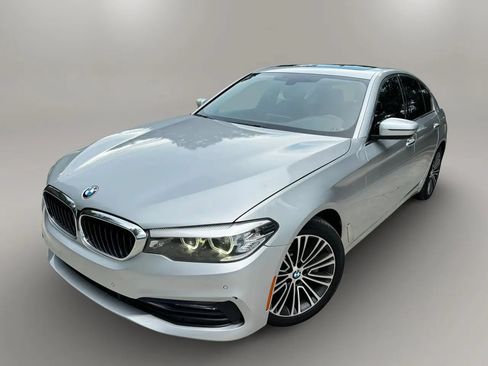 Used 2018 BMW 530i RWD image 11