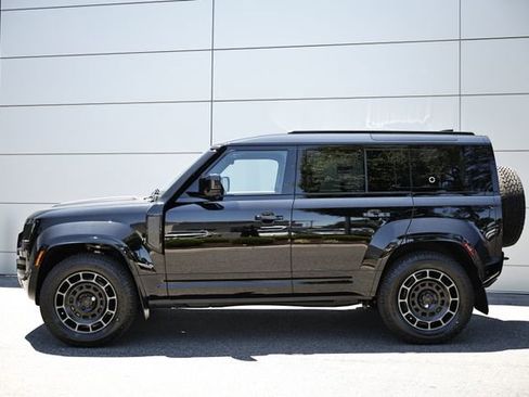 New 2026 Land Rover Defender 110 OCTA AWD/4WD image 6