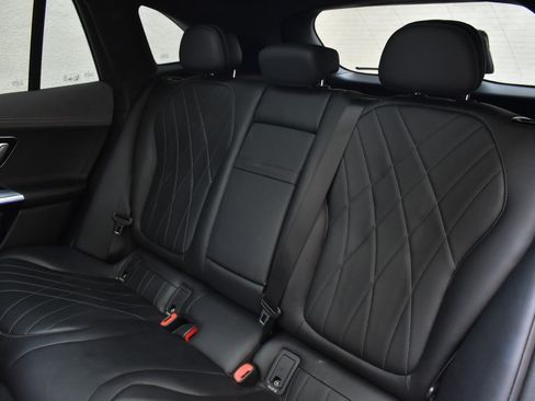 Used 2023 Mercedes-Benz EQE 500 4MATIC SUV image 17