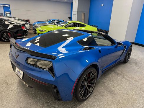 Used 2015 Chevrolet Corvette Z06 w/ 2LZ Preferred Equipment Group RWD image 9