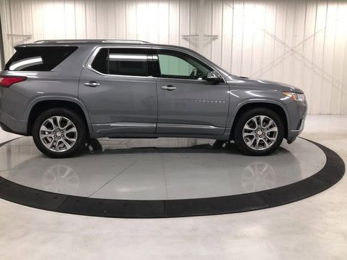 Used 2020 Chevrolet Traverse Premier image 9