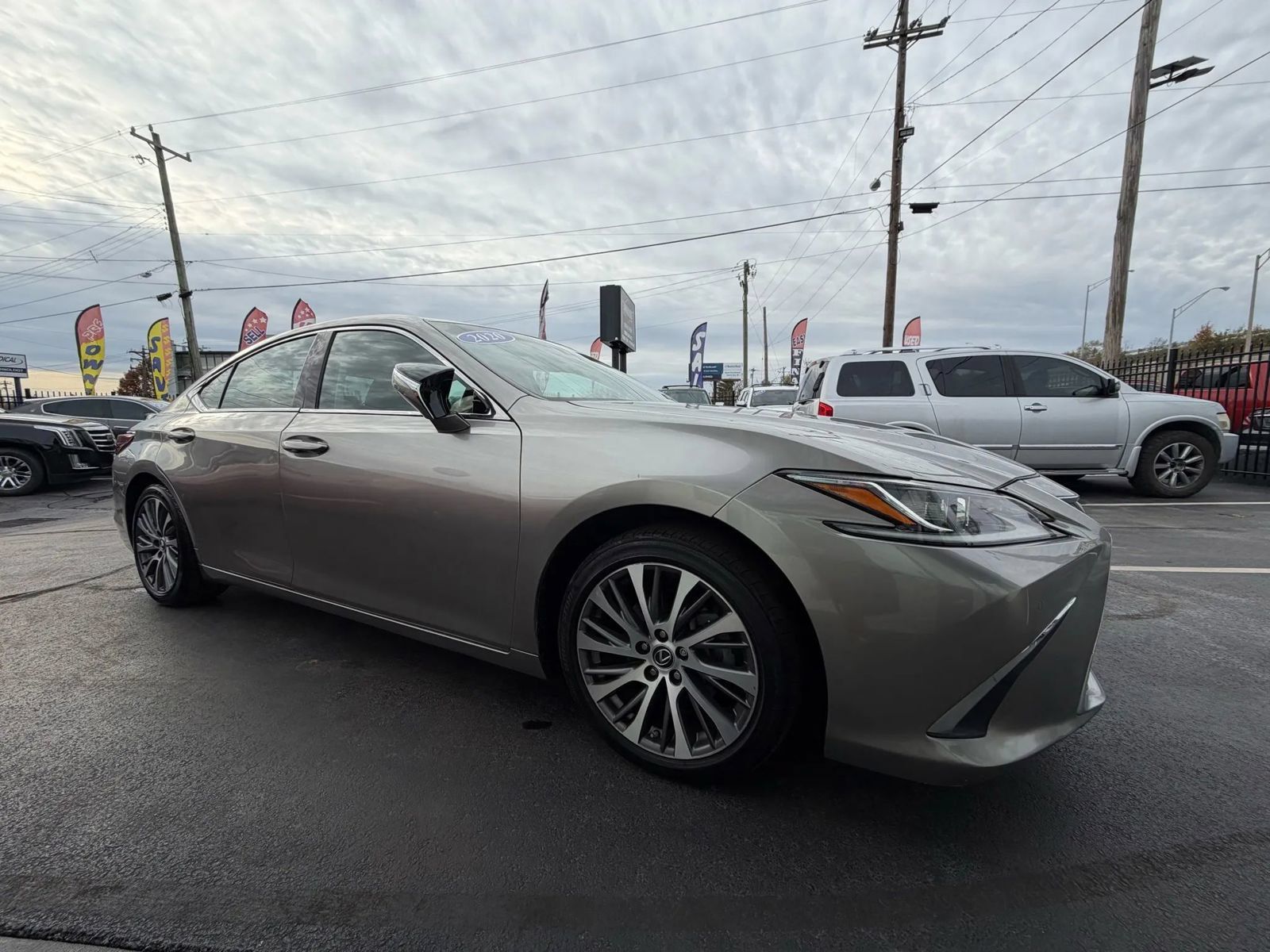 Used 2020 Lexus ES 350 w/ Premium Package FWD image 11