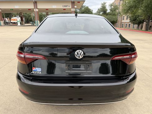Used 2019 Volkswagen Jetta S w/ Driver Assistance Package FWD image 6