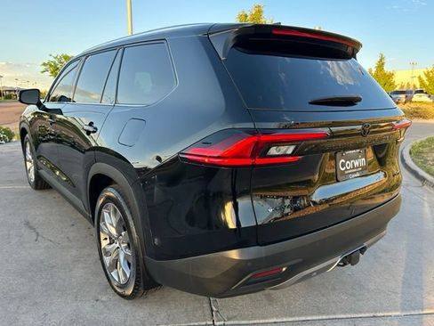 Used 2025 Toyota Grand Highlander AWD Hybrid image 6