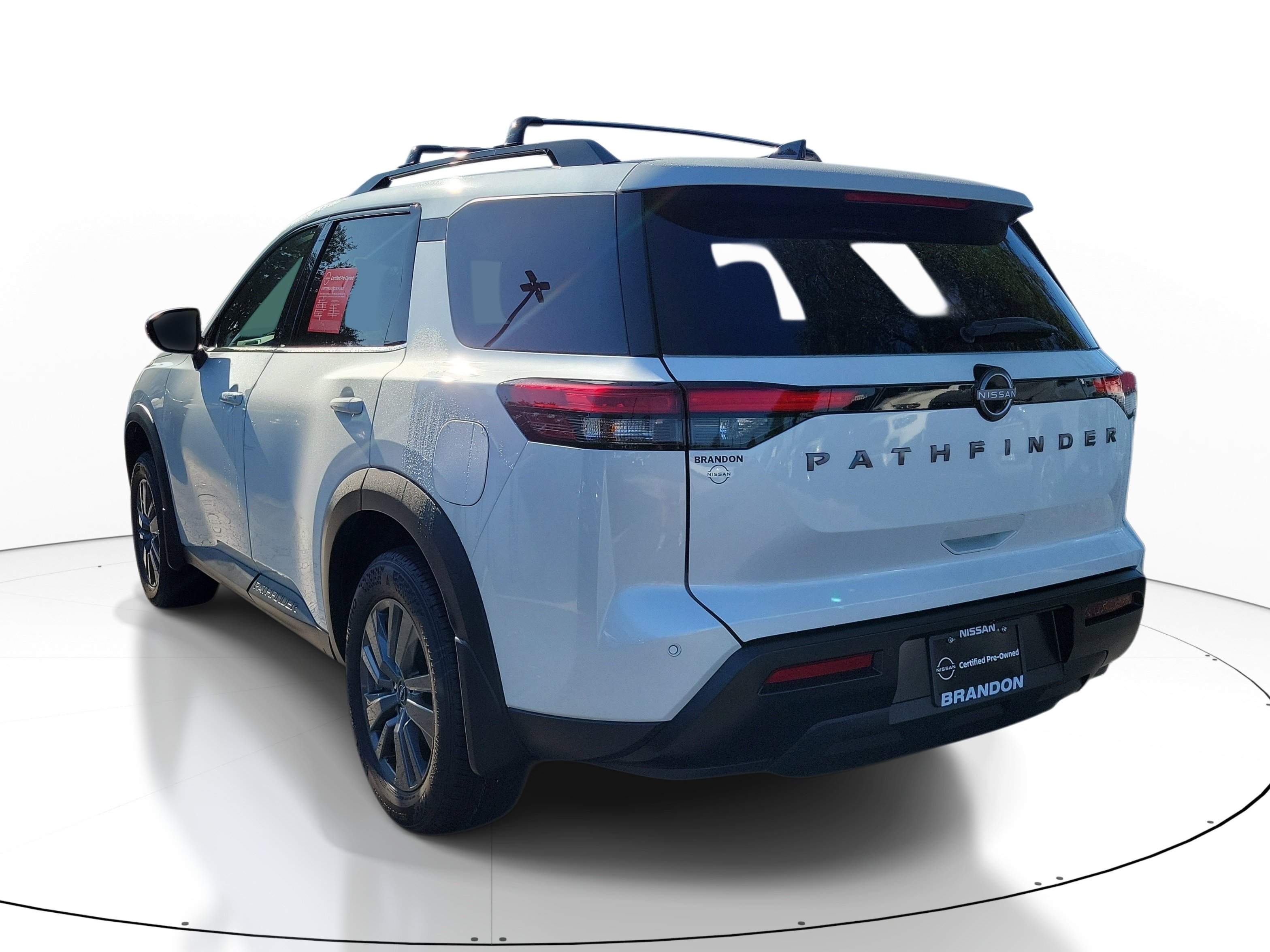 Used 2026 Nissan Pathfinder SV FWD image 5