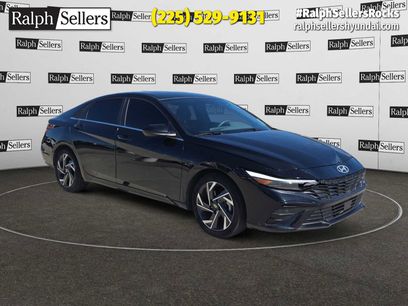 Used 2024 Hyundai Elantra SEL w/ Convenience Package