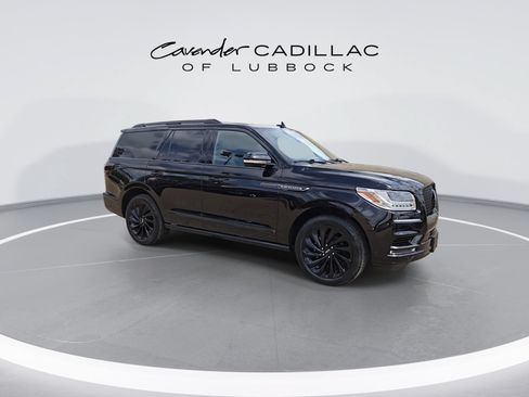 Used 2021 Lincoln Navigator Reserve AWD/4WD image 2