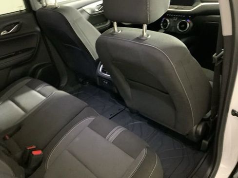 Used 2024 Chevrolet Blazer LT w/ Convenience Package image 38