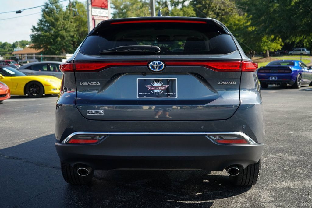 Used 2024 Toyota Venza Limited AWD/4WD image 19