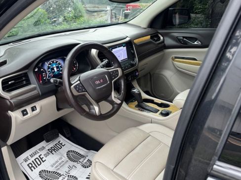 Used 2017 GMC Acadia Denali w/ Technology Package AWD/4WD image 14