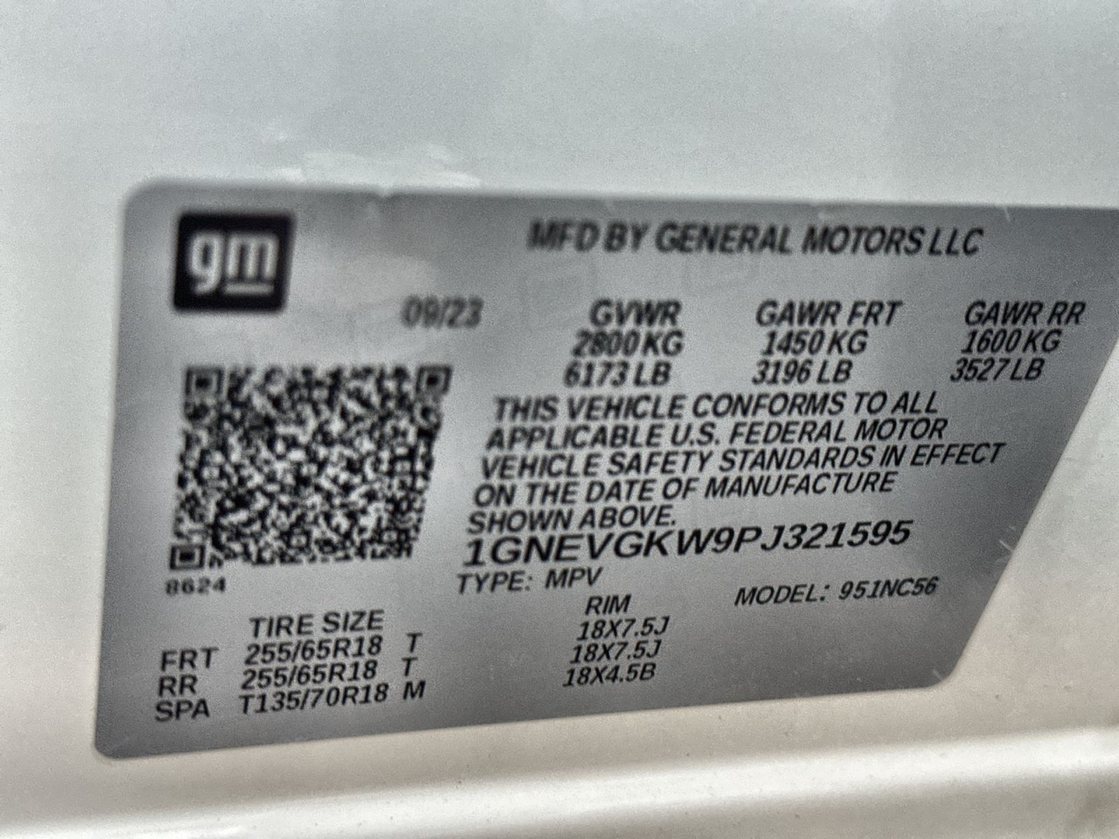 Used 2023 Chevrolet Traverse LT w/ LPO, Floor Liner Package AWD/4WD image 30