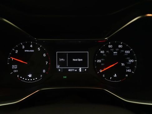 Used 2023 Chevrolet TrailBlazer LT FWD image 2