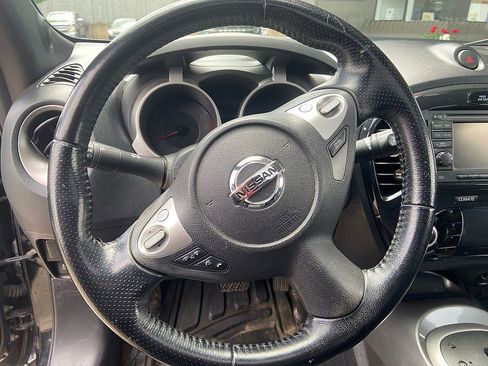 Used 2014 Nissan Juke SL AWD/4WD image 9