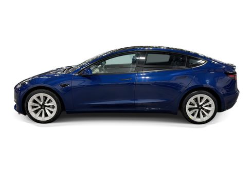 Certified 2023 Tesla Model 3 Standard Range RWD image 3