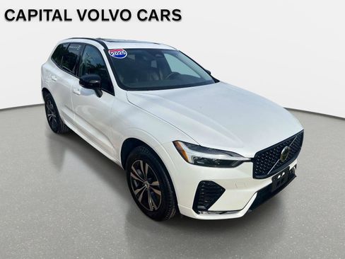 Certified 2025 Volvo XC60 B5 Core AWD/4WD image 2