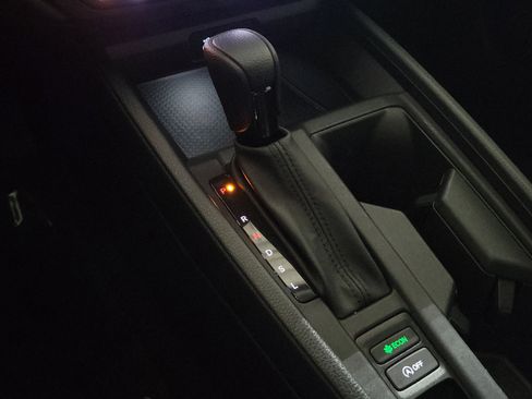 Certified 2023 Honda Accord EX image 31