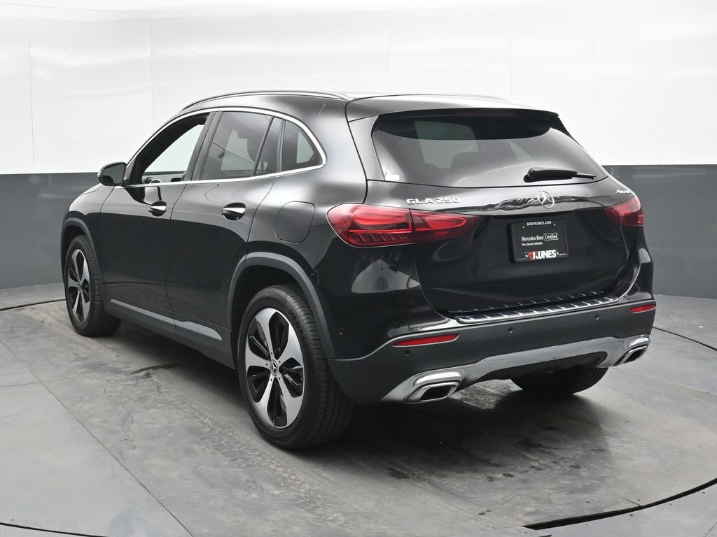 Used 2025 Mercedes-Benz GLA 250 4MATIC image 9