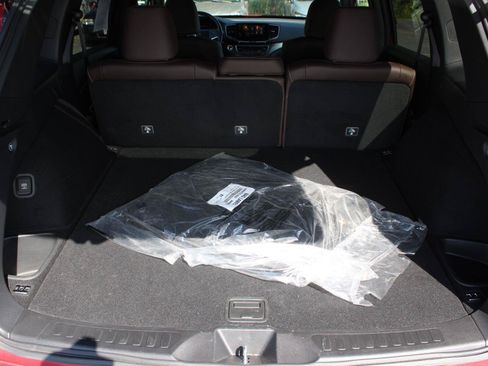 Used 2025 Honda Passport EX-L image 8
