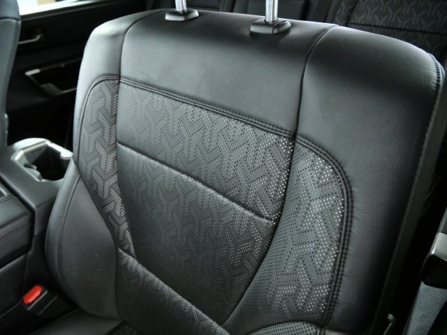 Used 2023 Toyota Tundra Limited w/ TRD Off-Road Package AWD/4WD image 18
