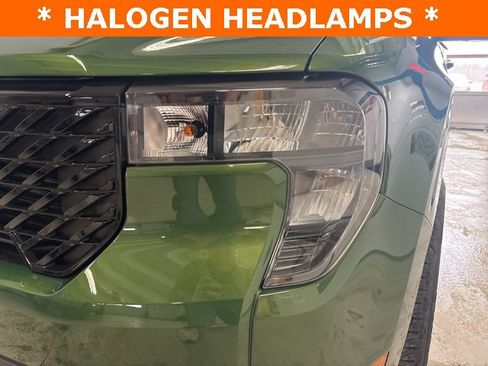 New 2025 Ford Maverick XLT w/ XLT Luxury Package image 34