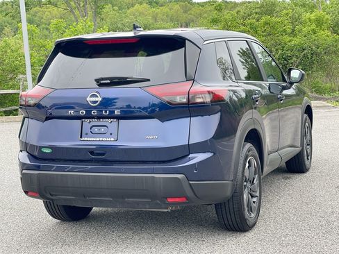 Used 2025 Nissan Rogue SV AWD/4WD image 15