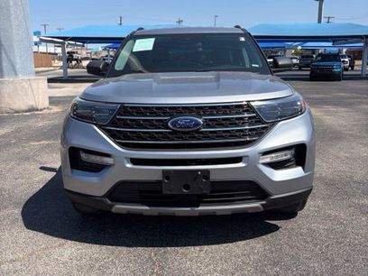 Used 2022 Ford Explorer XLT w/ Equipment Group 202A