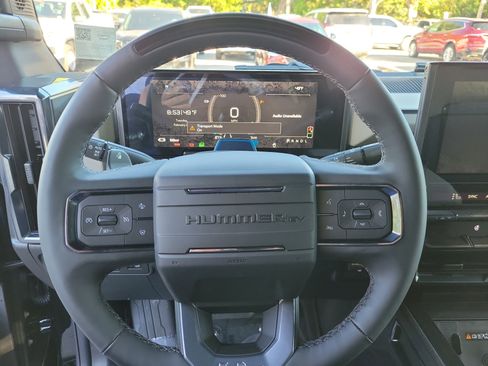New 2026 GMC Hummer EV SUV image 8
