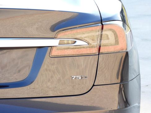Used 2017 Tesla Model S 75D AWD/4WD image 31