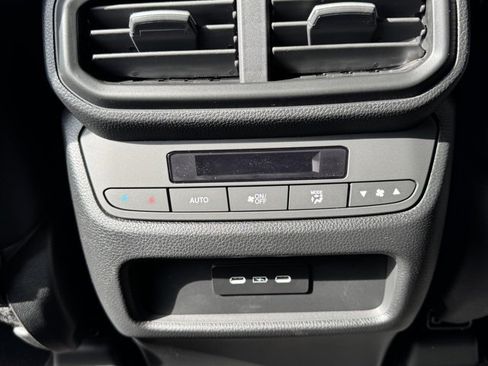 New 2025 Honda Pilot EX-L image 17