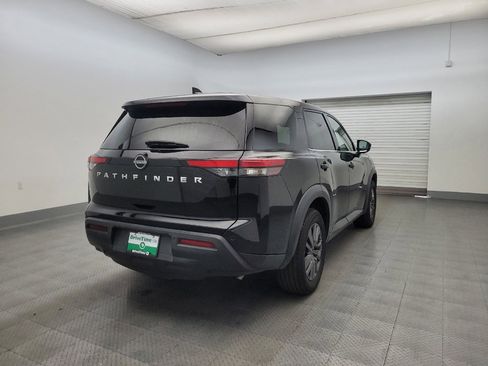 Used 2022 Nissan Pathfinder S FWD image 9