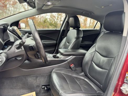 Used 2017 Chevrolet Volt Premier w/ Driver Confidence Package image 11