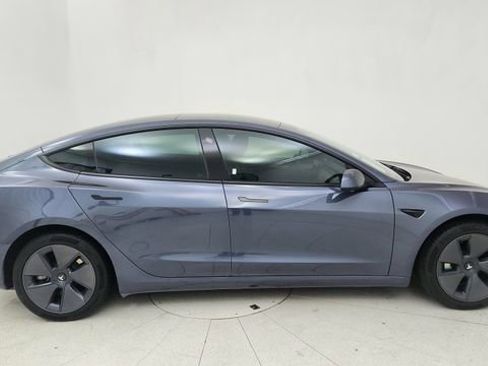 Used 2023 Tesla Model 3 Standard Range image 6