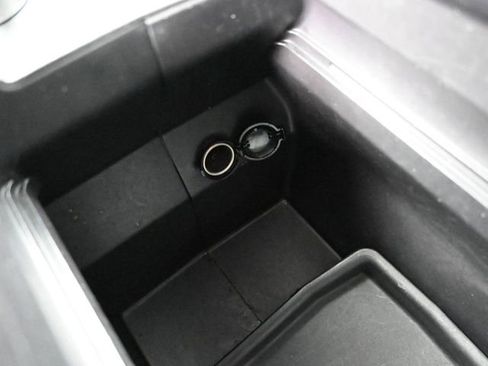 Certified 2023 Toyota Highlander XSE image 21