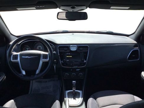Used 2013 Chrysler 200 Touring FWD image 22