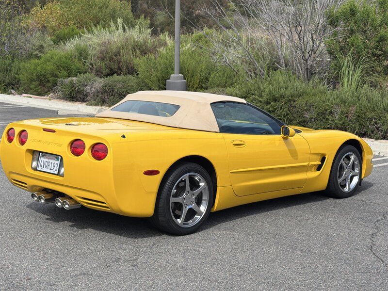 Used 2002 Chevrolet Corvette Convertible w/ Preferred Equipment Group2 RWD image 22