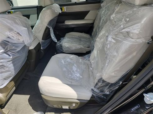 New 2025 Hyundai Santa Fe Calligraphy image 15