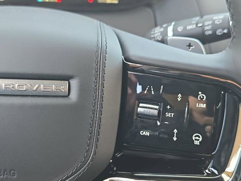 New 2025 Land Rover Range Rover Sport Dynamic SE image 19