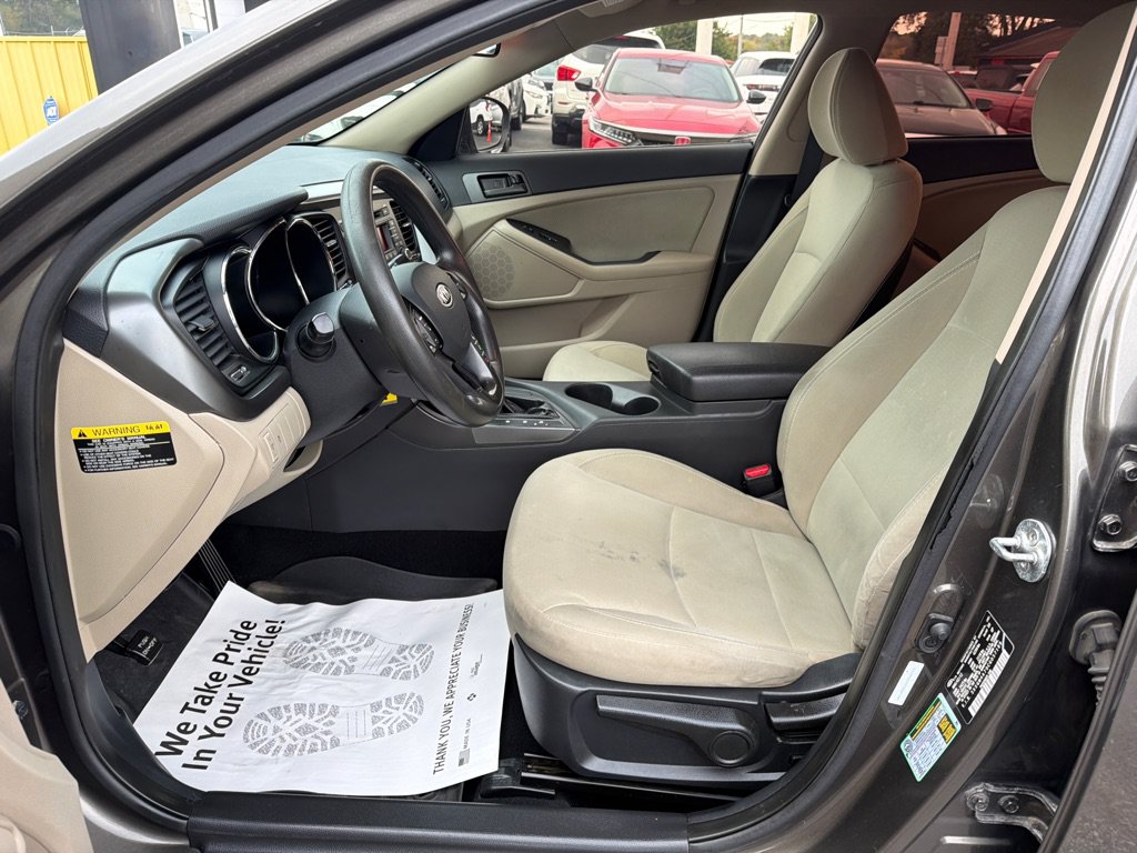 Used 2012 Kia Optima LX FWD image 19