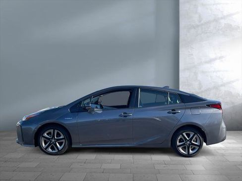 Certified 2020 Toyota Prius XLE image 3
