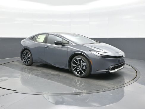 New 2026 Toyota Prius Plug-In Hybrid image 1