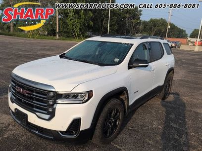 Used 2022 GMC Acadia AT4 w/ GMC Pro Grade Package