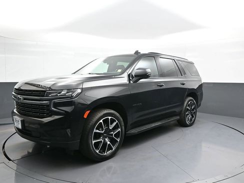 Used 2022 Chevrolet Tahoe RST w/ Luxury Package AWD/4WD image 10