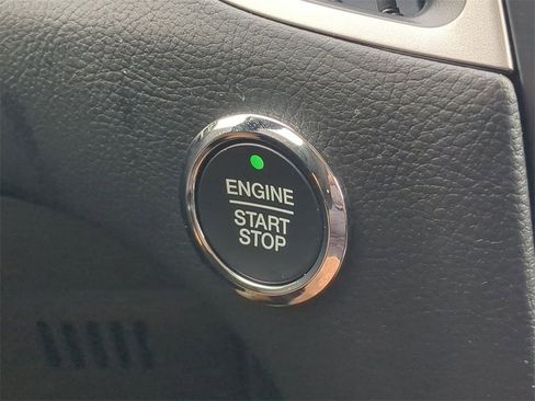 Used 2022 Ford Edge SE w/ Black Appearance Package image 27