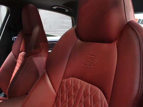 Used 2025 Audi S6 Premium Plus AWD/4WD image 37