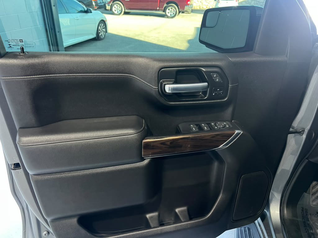 Used 2021 GMC Sierra 1500 SLT AWD/4WD image 26