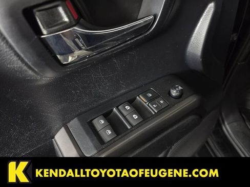 Used 2021 Toyota Tacoma TRD Off-Road AWD/4WD image 25
