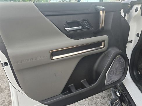 New 2025 GMC Hummer EV 3X w/ Extreme Off-Road Package image 19