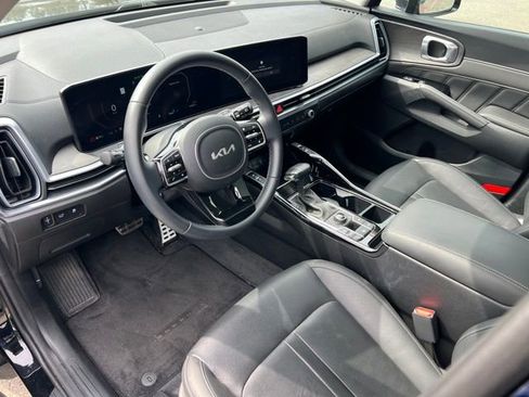 Certified 2024 Kia Sorento SX AWD/4WD image 13