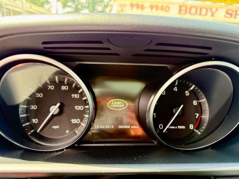 Used 2014 Land Rover Range Rover Sport HSE image 23