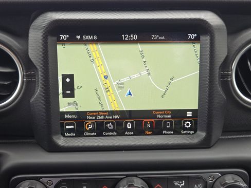Used 2020 Jeep Gladiator Overland AWD/4WD image 20